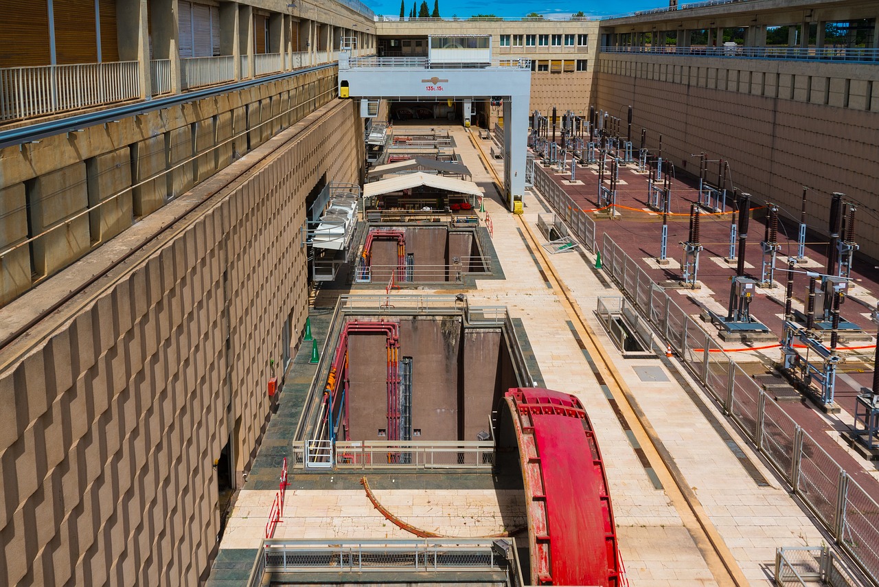 最新防水墙技术，坚固防线守护建筑与家居安全