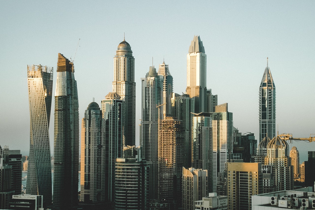 成都现代都市与历史交融的街景新貌