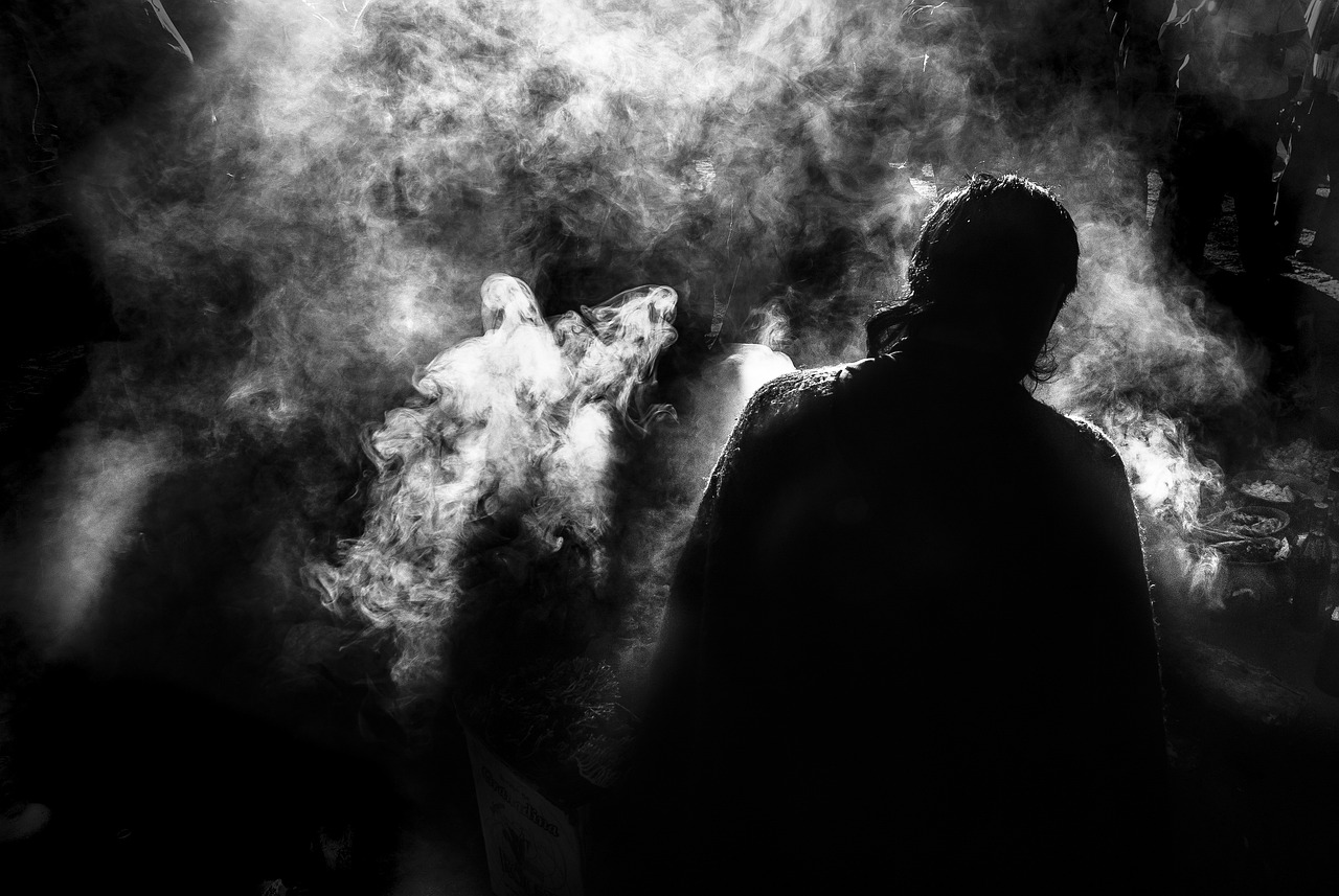 四月烽火，抗日电视剧中的烽火岁月