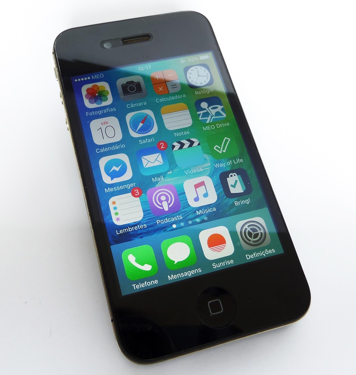 揭秘五月苹果iPhone 13上市计划，全新科技体验即将来临