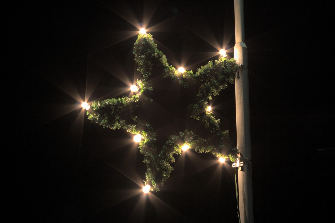 五月星空下的恋爱动漫之夜，浪漫之夜不容错过
